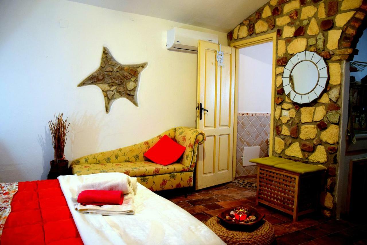 Agriturismo Su'E Lentu Bosa Εξωτερικό φωτογραφία